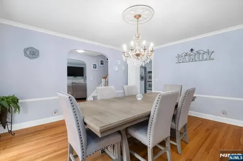 84 Raymond Avenue Rutherford NJ 07070