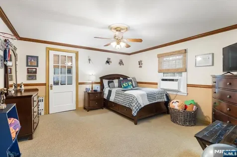 84 Raymond Avenue Rutherford NJ 07070
