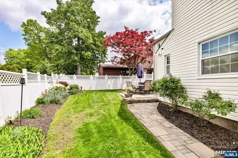 84 Raymond Avenue Rutherford NJ 07070