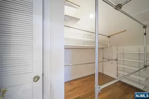 72 Brinkerhoff Terrace Palisades Park NJ 07650
