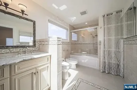 72 Brinkerhoff Terrace Palisades Park NJ 07650