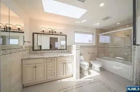 72 Brinkerhoff Terrace Palisades Park NJ 07650