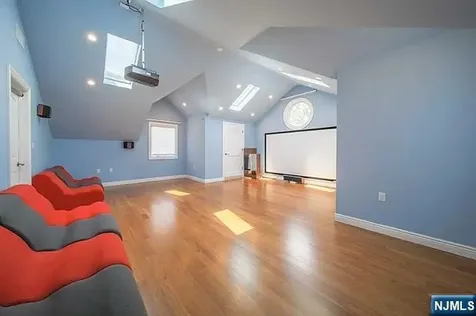 72 Brinkerhoff Terrace Palisades Park NJ 07650