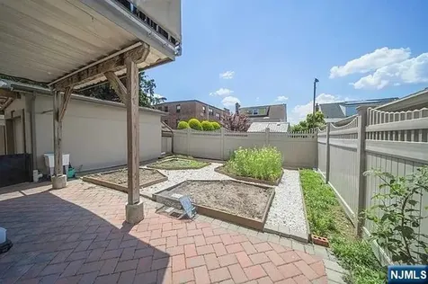 72 Brinkerhoff Terrace Palisades Park NJ 07650