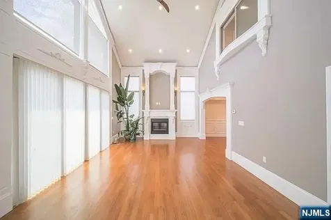 72 Brinkerhoff Terrace Palisades Park NJ 07650