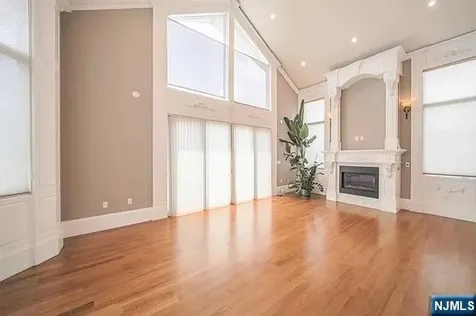 72 Brinkerhoff Terrace Palisades Park NJ 07650