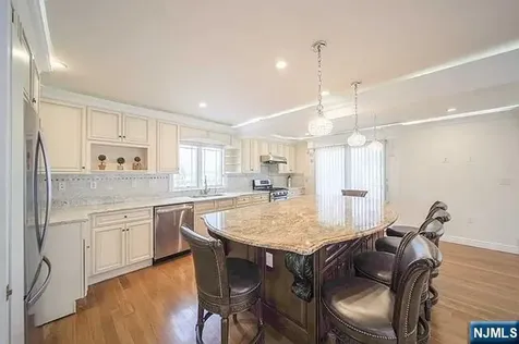 72 Brinkerhoff Terrace Palisades Park NJ 07650