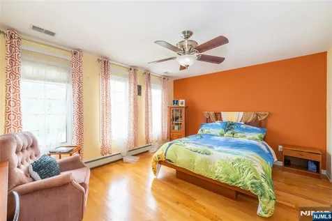 5 Raine Tree Court Kinnelon Borough NJ 07405