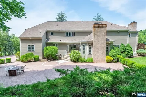 5 Raine Tree Court Kinnelon Borough NJ 07405
