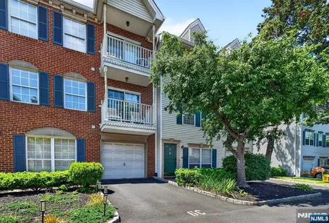 5 Krueger Court Newark NJ 07103