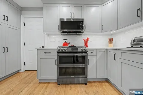 11 Goose Cove Lane Ramsey NJ 07446