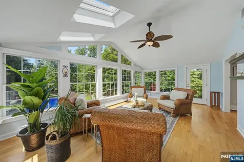 11 Goose Cove Lane Ramsey NJ 07446