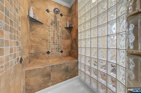 11 Goose Cove Lane Ramsey NJ 07446