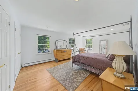 11 Goose Cove Lane Ramsey NJ 07446