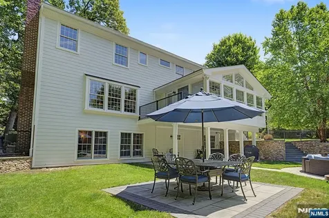 11 Goose Cove Lane Ramsey NJ 07446