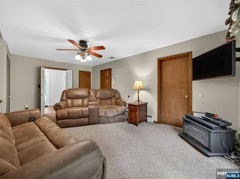 224 Oak Street Ramsey NJ 07446