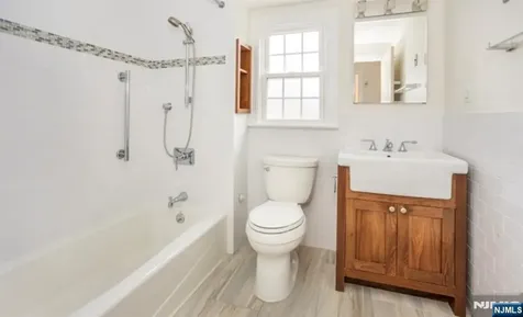 13 Potter Court Montclair NJ 07043