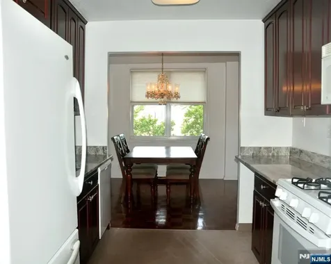 2200 N Central Road Fort Lee NJ 07024