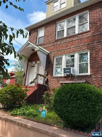 584 Gregory Avenue Clifton NJ 07011