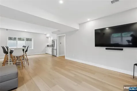 34 Merrifield Way Cresskill NJ 07626