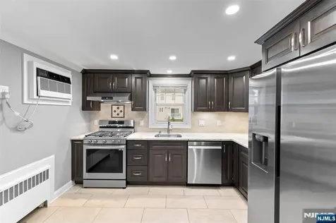 86 Forest Street North Arlington NJ 07031