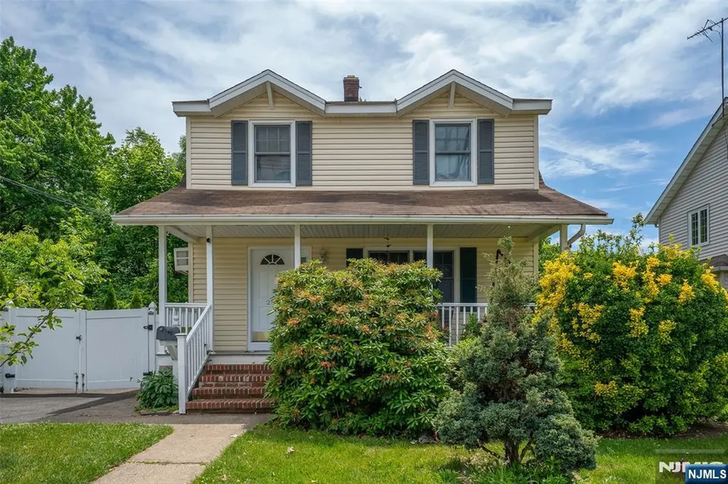 256 Fycke Lane Teaneck NJ 07666