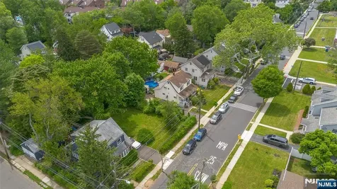 256 Fycke Lane Teaneck NJ 07666