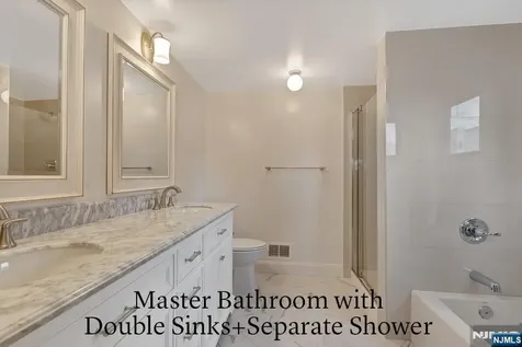 301 Chase Court Edgewater NJ 07020
