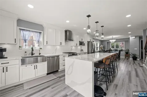 119 Rock Hill Road Clifton NJ 07013