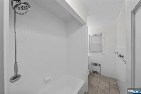 160 Magnolia Avenue Cresskill NJ 07626