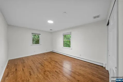 160 Magnolia Avenue Cresskill NJ 07626