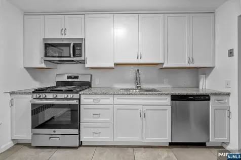 160 Magnolia Avenue Cresskill NJ 07626