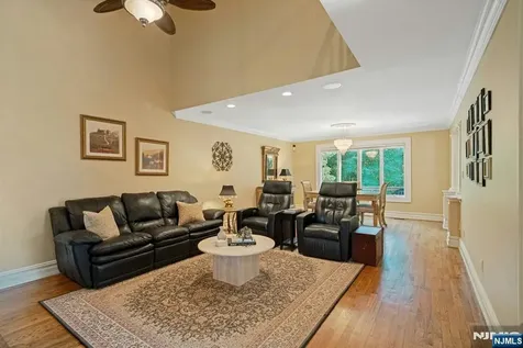 111 Storms Drive Mahwah NJ 07430