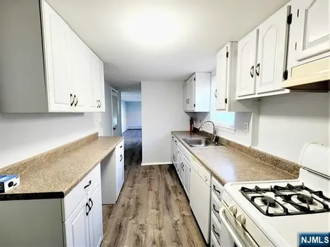 12 Prospect Palisades Park NJ 07650