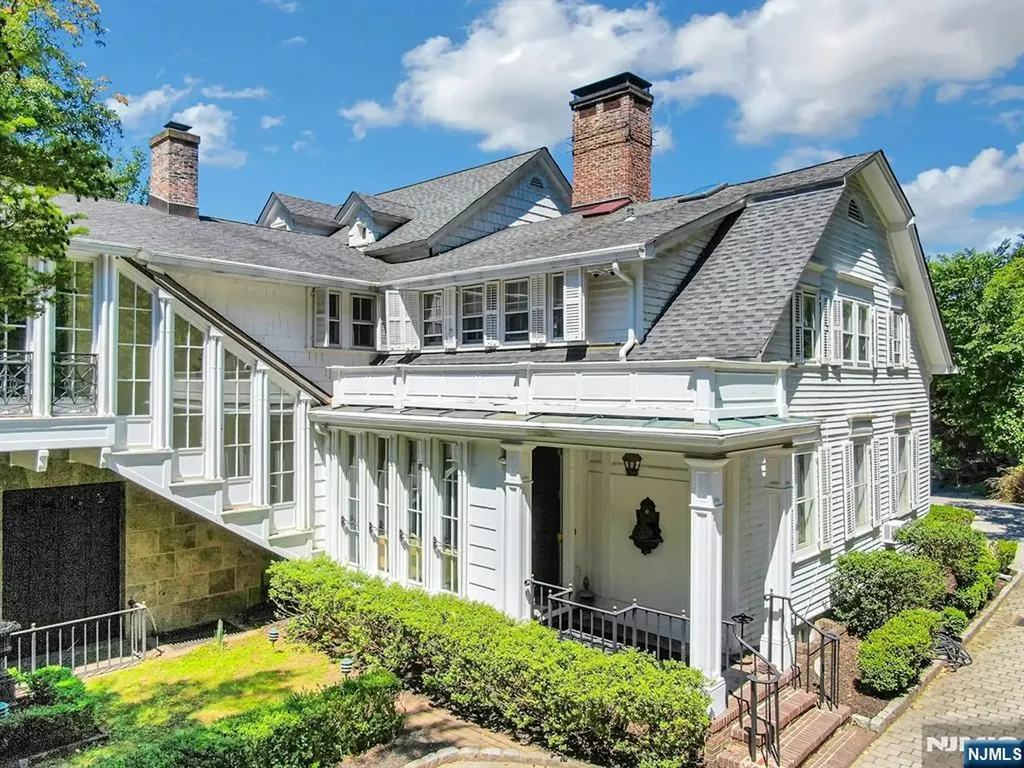 9 E Saddle River Road Saddle River NJ 07458