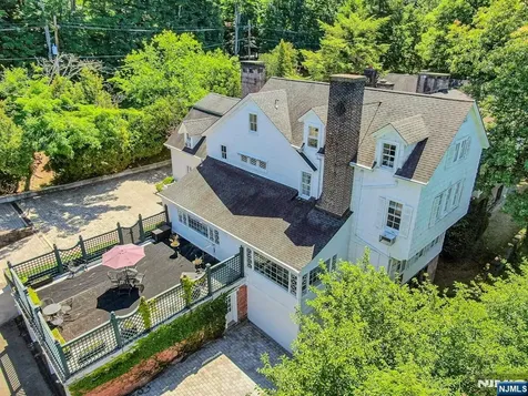 9 E Saddle River Road Saddle River NJ 07458