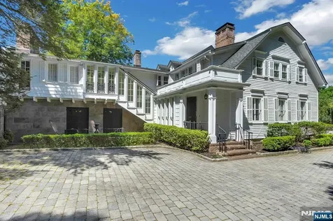 9 E Saddle River Road Saddle River NJ 07458