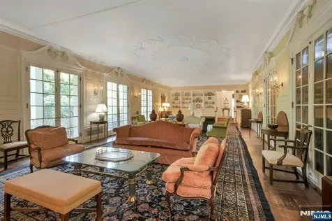9 E Saddle River Road Saddle River NJ 07458