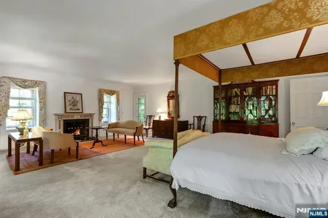 9 E Saddle River Road Saddle River NJ 07458