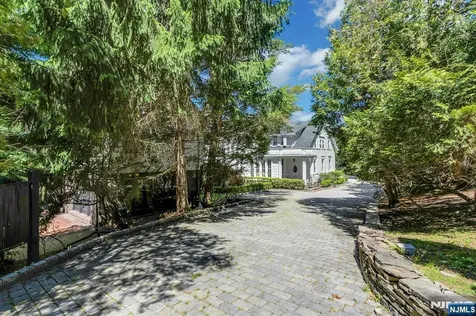 9 E Saddle River Road Saddle River NJ 07458