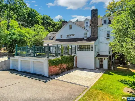 9 E Saddle River Road Saddle River NJ 07458