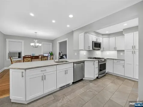 1134 Julia Street Teaneck NJ 07666