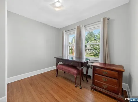 1134 Julia Street Teaneck NJ 07666