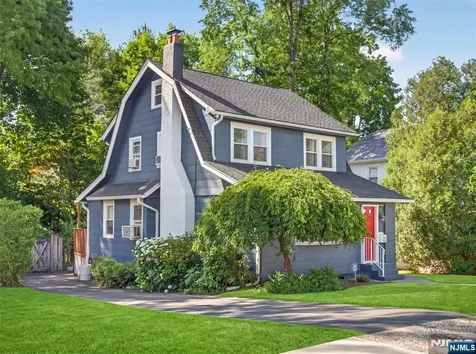 1134 Julia Street Teaneck NJ 07666