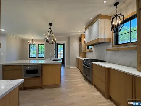 671 Delaware Avenue Ridgewood NJ 07450