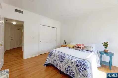 22 Engle Street Englewood NJ 07631