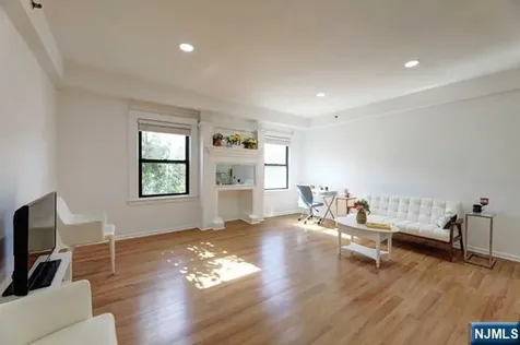 22 Engle Street Englewood NJ 07631