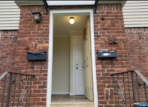 83 Macarthur Avenue Lodi NJ 07644