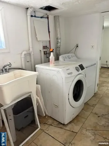 83 Macarthur Avenue Lodi NJ 07644