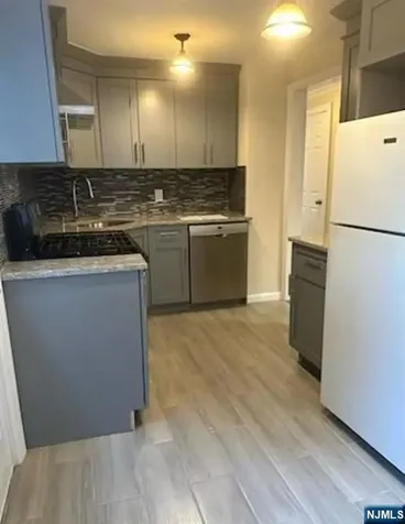 83 Macarthur Avenue Lodi NJ 07644